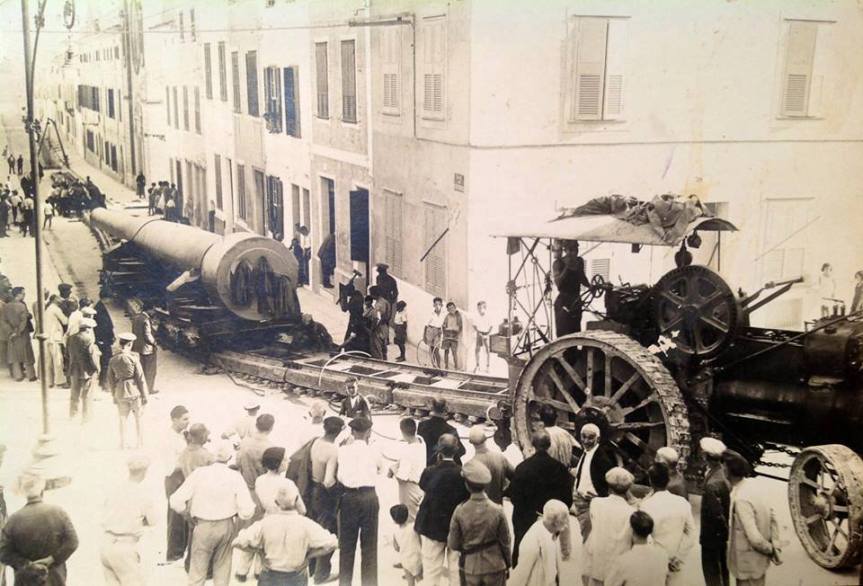 15 inch gun being dragged by a traction engine through mahon