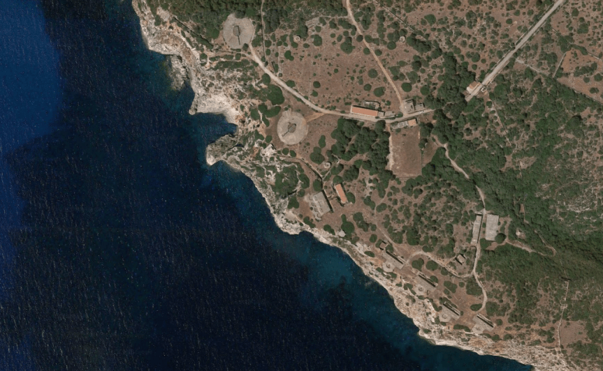 Satellite photo of the 15 inch battery at Llucalari