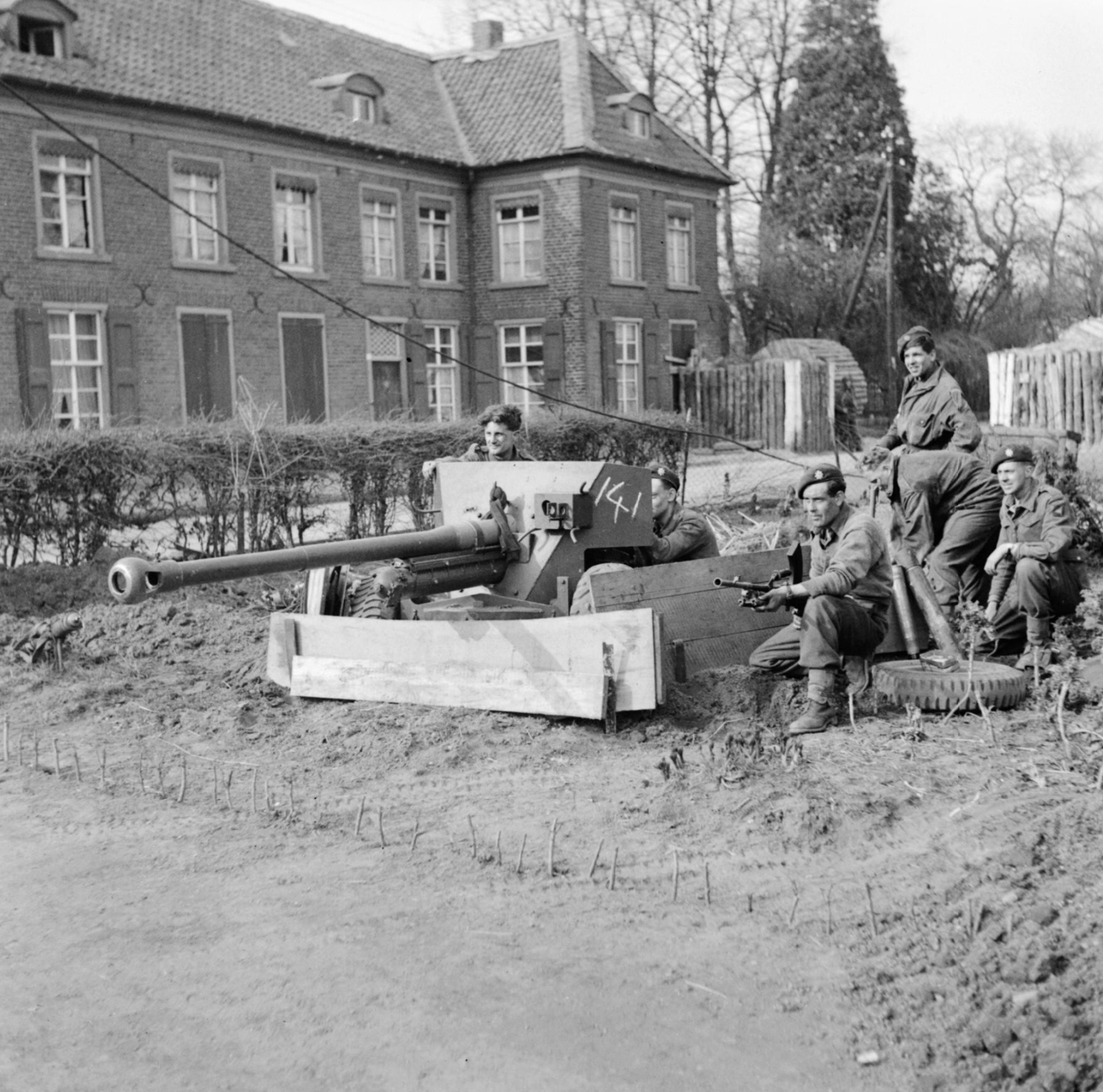 THE BRITISH ARMY IN NORTH-WEST EUROPE 1944-45 -IWM