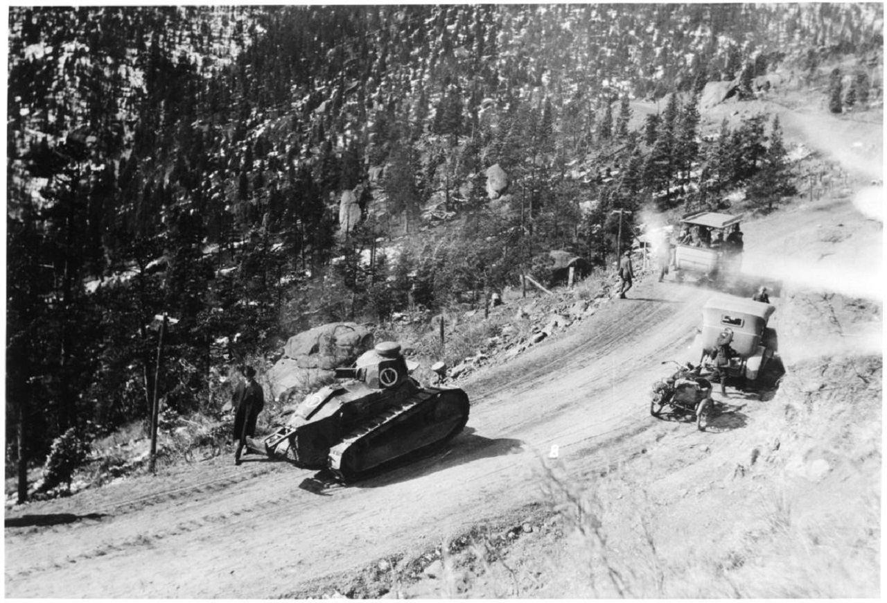 Pikes-Peak-Tank-2-Pikes-Peak-Library-District-Special-Collections
