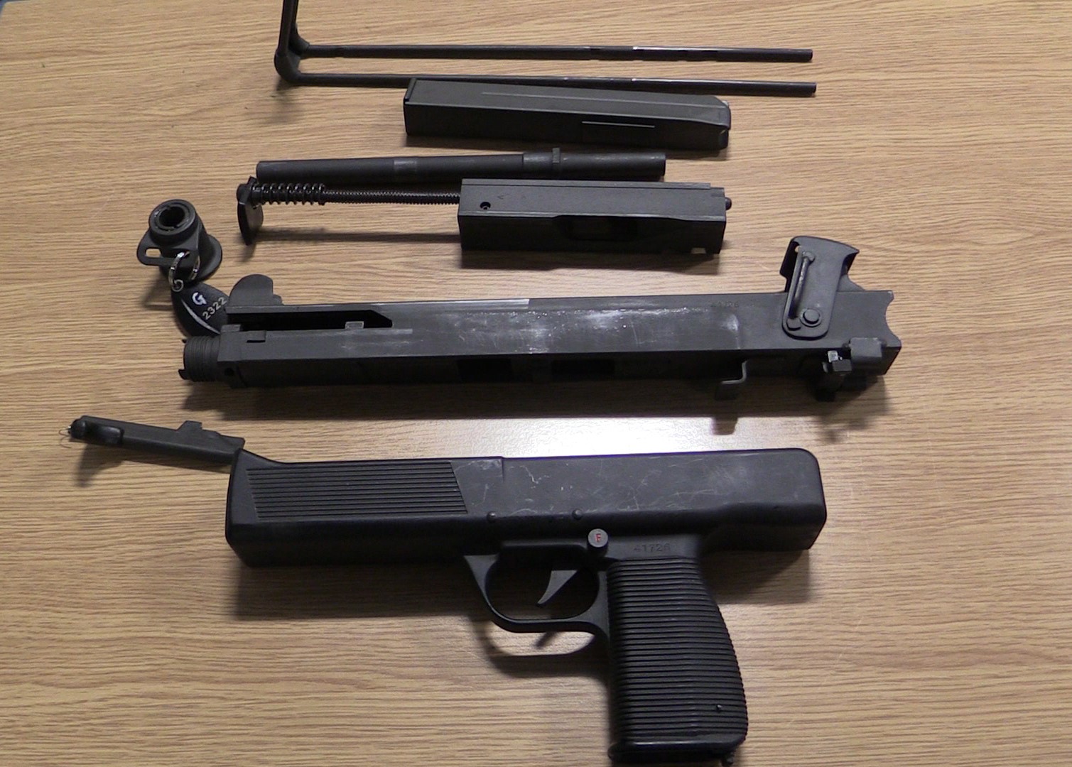 Steyr MPi81.Movie_Snapshot.jpg