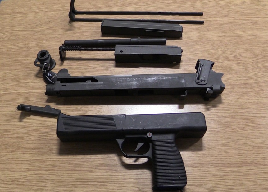 Steyr MPi81.Movie_Snapshot.jpg