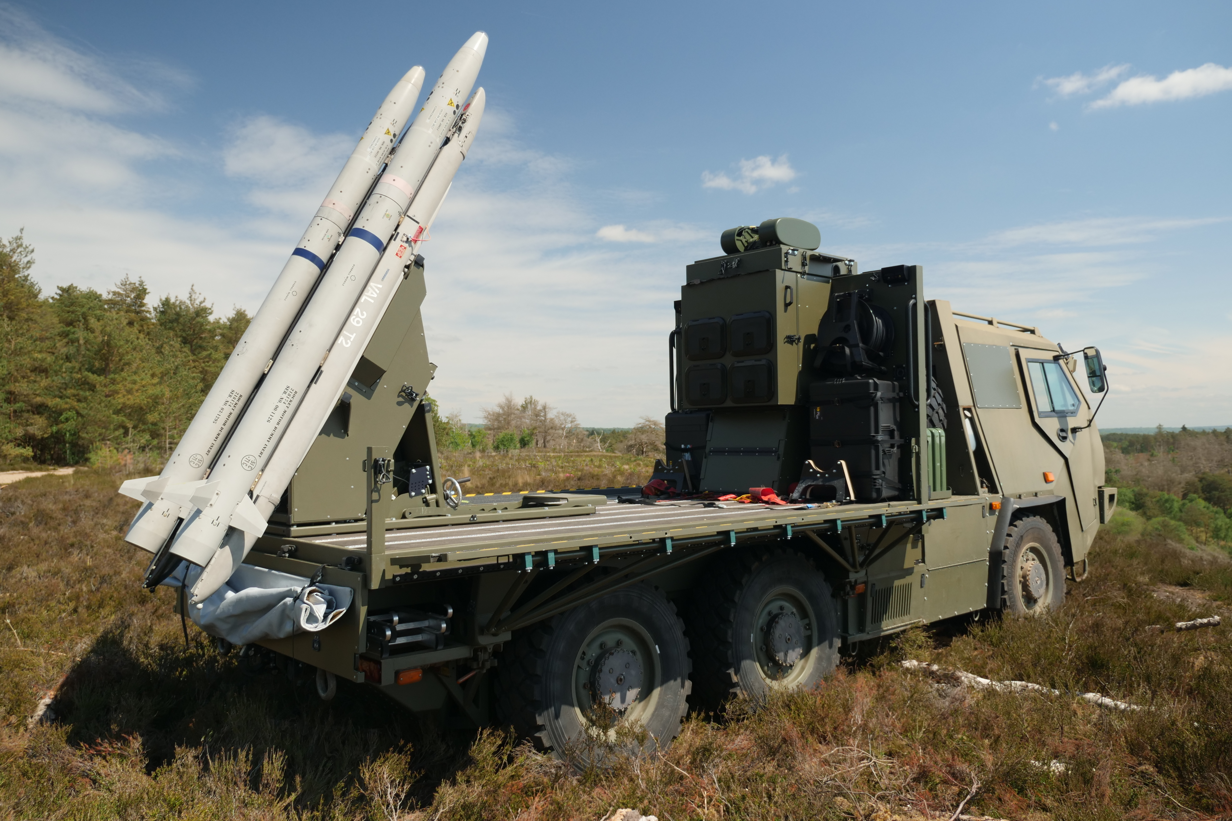 Raf System Raven: Ukraine’s ASRAAM-Launching Air Defence System – The Armourers Bench