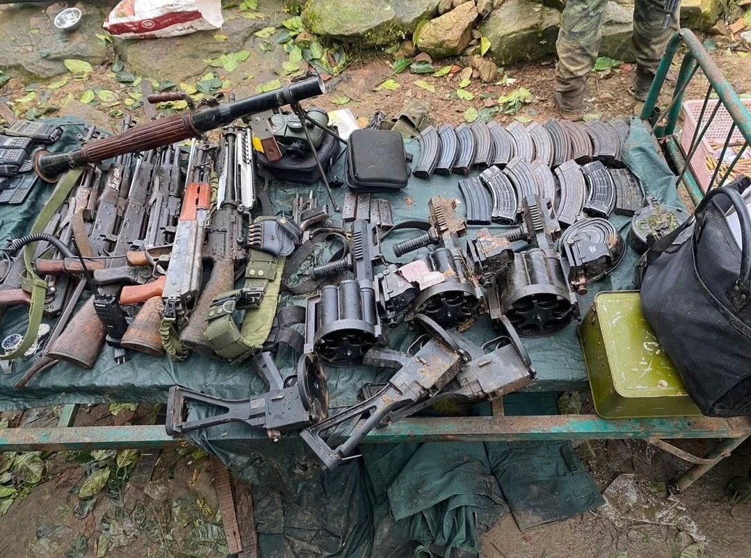 Cambodia Army Weapons – The Armourers Bench