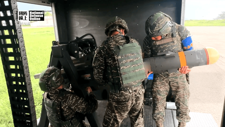 How Hellfire Rails Fail Taiwan’s Hellfire Truck – The Armourers Bench
